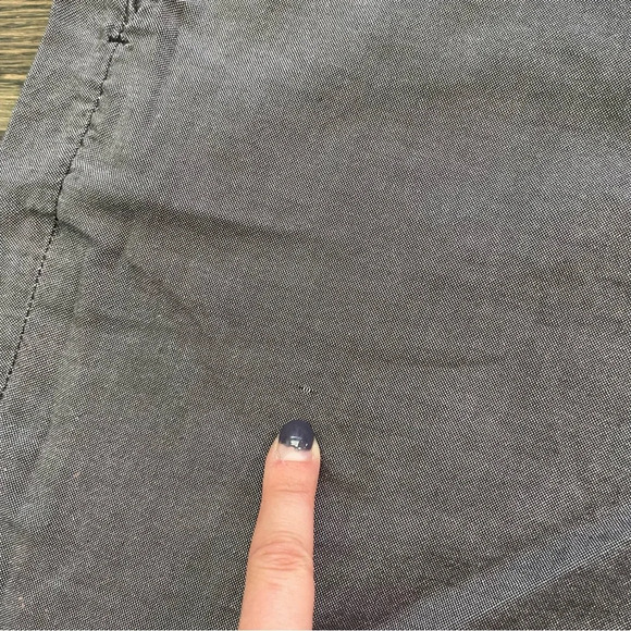 Lululemon 9” gray shorts size 33 - Picture 5 of 7